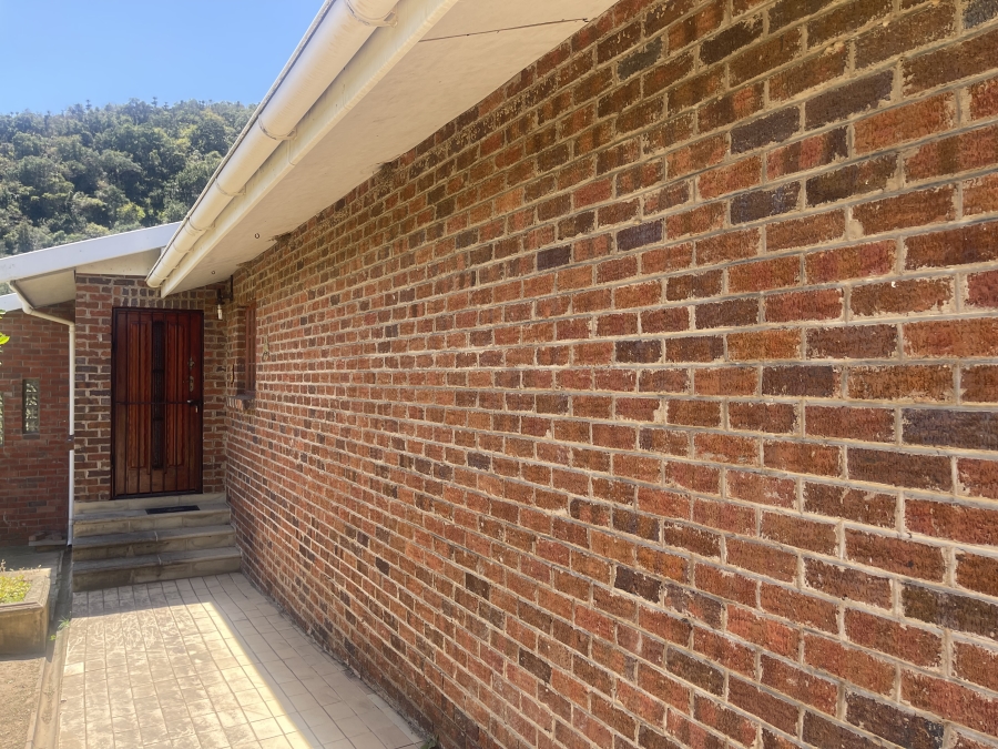 4 Bedroom Property for Sale in Dorchester Heights Eastern Cape